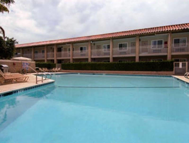 Travelodge By Wyndham Orange County Airport/ Costa Mesa Luaran gambar